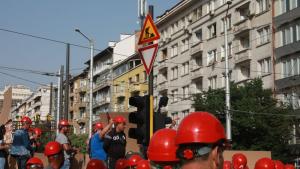 Златен век Артекс строеж протест