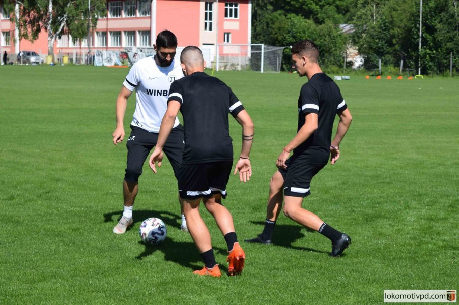 Подготовка на Локомотив Пловдив в Говедарци1