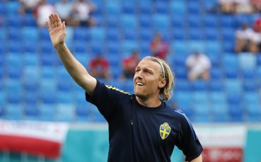 Националните отбори на Швеция и Полша играят при резултат 0 0