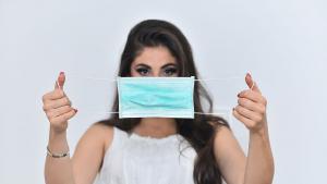 Кипър въвежда отново изискване да се носят предпазни маски в