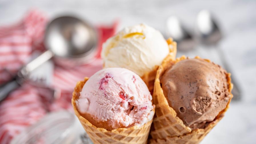 Фунийка сладолед за 70 евро: Как се приготвя? (ВИДЕО)