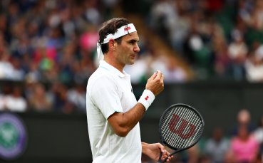 Роджър Федерер елиминира Адриан Манарино в първия кръг на турнира