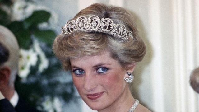 Спомен за Даяна: Животът на принцесата в 30 забравени кадъра
