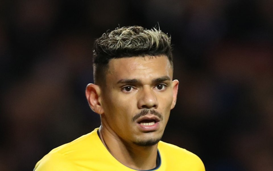 Бразилският ас на Олимпиакос Тикиньо е получил тежка травма в