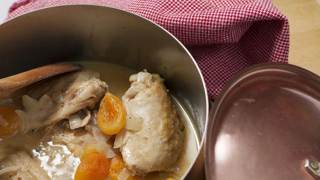 Потопете се в магията на люксембургската кухня с това вкусно ястие (ВИДЕО)