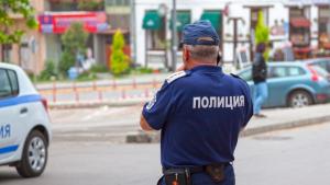 Пиян шофьор удари полицай при проверка във Врачанско съобщиха от