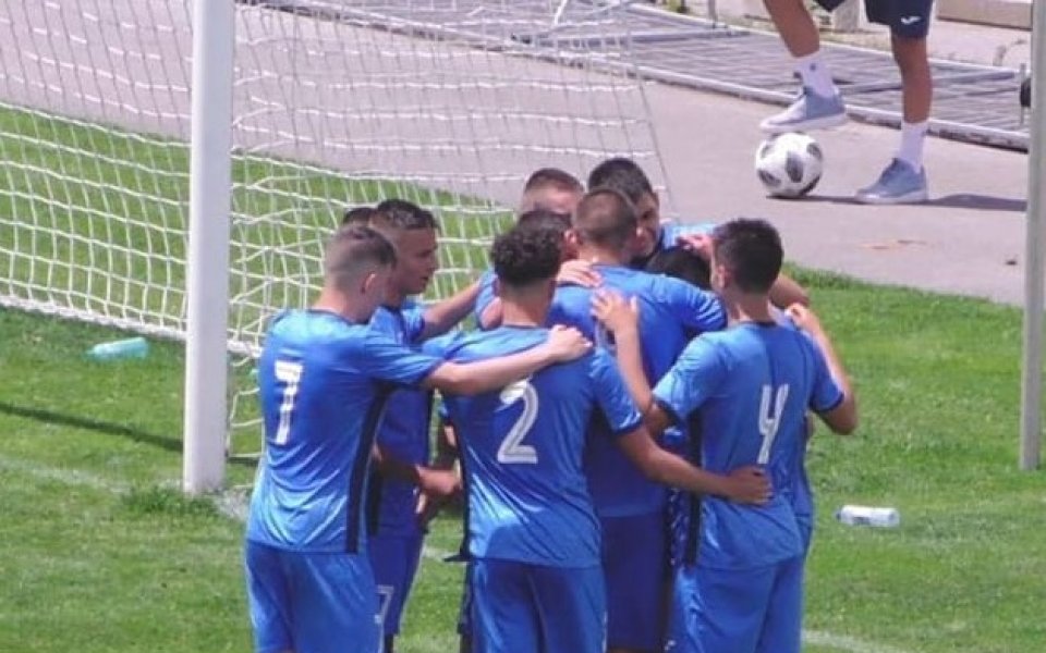 Юношите на Левски до 17 години победиха с 4:2 като