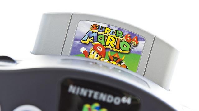 Игра „Супер Марио 64“ от 1996 г. беше продадена на търг за 1,56 млн. долара