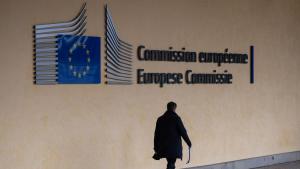 Европейската комисия потвърди че продължава оценката на българския план за