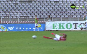 Много тежък удар в главата на Антов в борба за