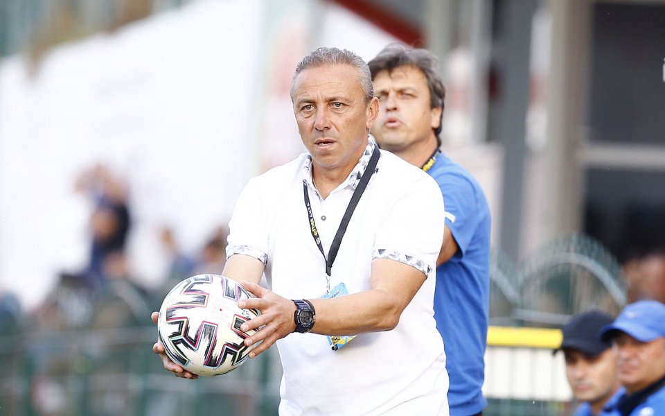 Още един нов играч е чакан на &bdquo;Тича&ldquo; през тази