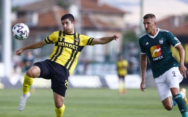 Двама от тежко контузените футболисти на Ботев Пловдив подновиха тренировки и