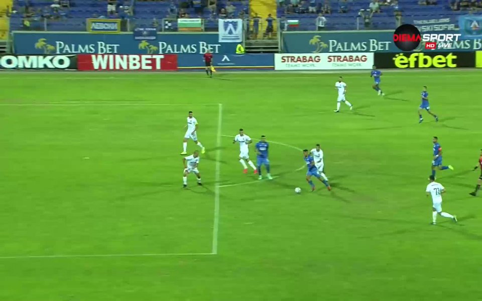 Вижте головете и всичко най-интересно от мача Левски - Славия