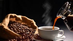 Повишиха цените на кафето и безалкохолните напитки в Гърция от