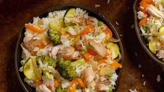 Едно вкусно ястие за горещите летни дни (ВИДЕО)