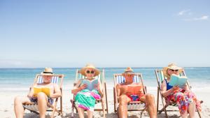 Гърция предлага безплатни ваучери за почивка на пенсионери с гръцка