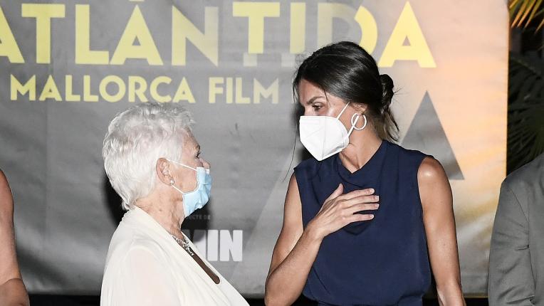Две кралици на филмов фестивал: Летисия Ортис и Джуди Денч