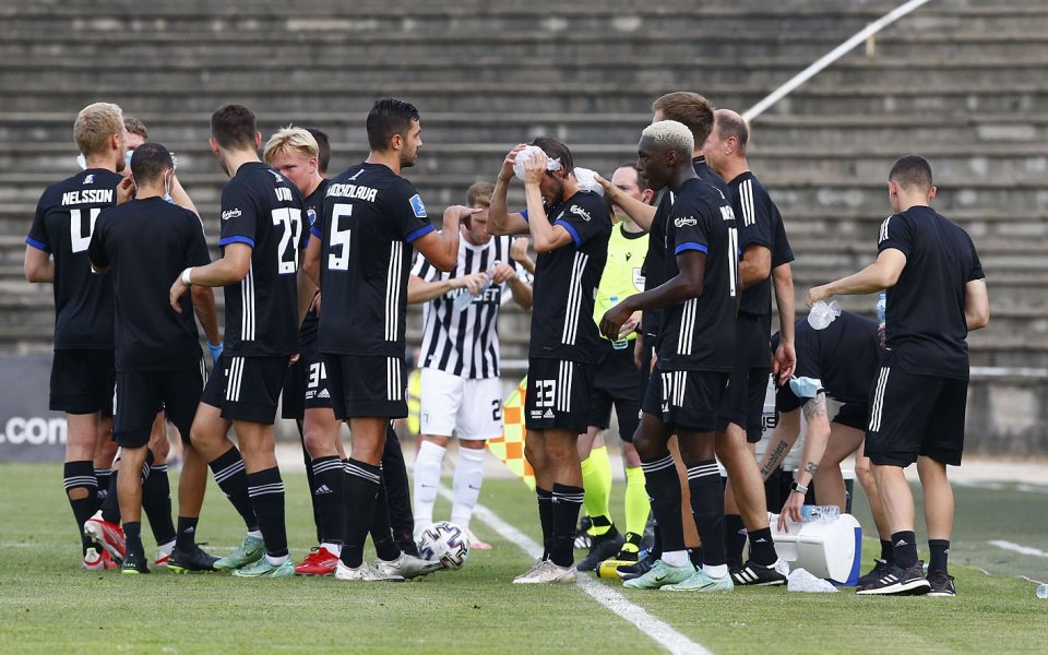 От ФК Копенхаген вчера официално обявиха, че белгийския Брюж е