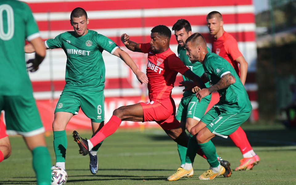 Отборите на Царско село и Ботев Враца играят при