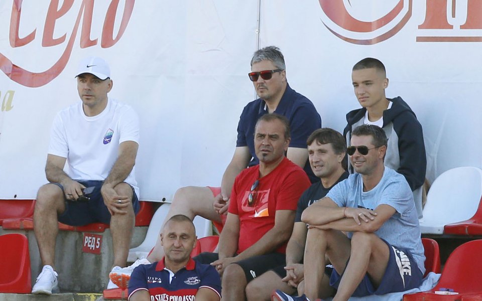 Бившият треньор на ЦСКА Любослав Пенев изгледа на живо двубоя