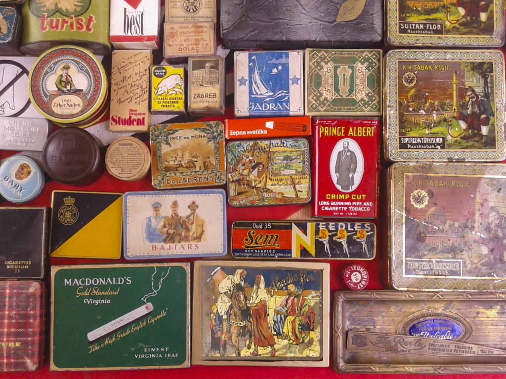 Belgian collects a treasure trove of 60,000 vintage tin boxes