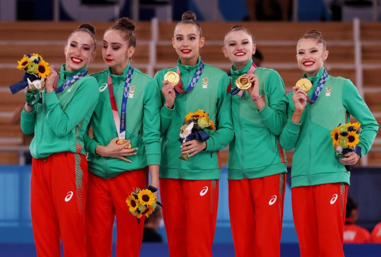Ансамбълът по художествена гимнастика донесе трето злато за България от