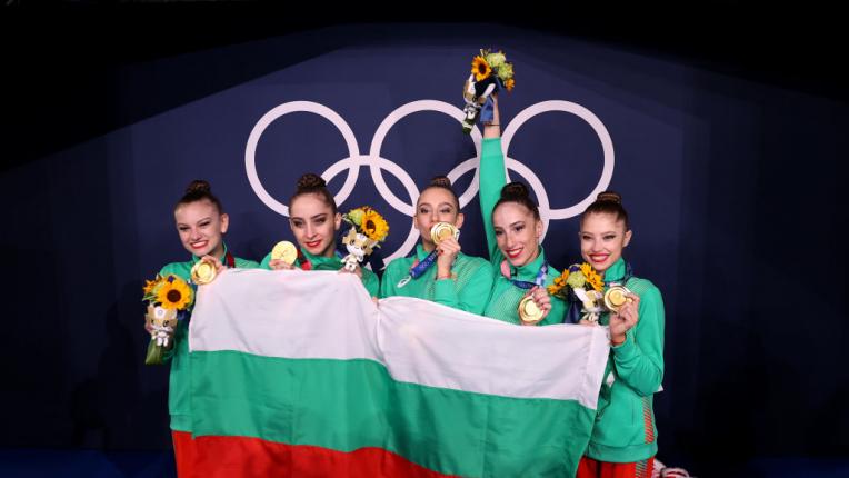 Българският ансамбъл по художествена гимнастика завоюва златото в Токио
