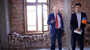 Кирил Петков и Велислав Минеков