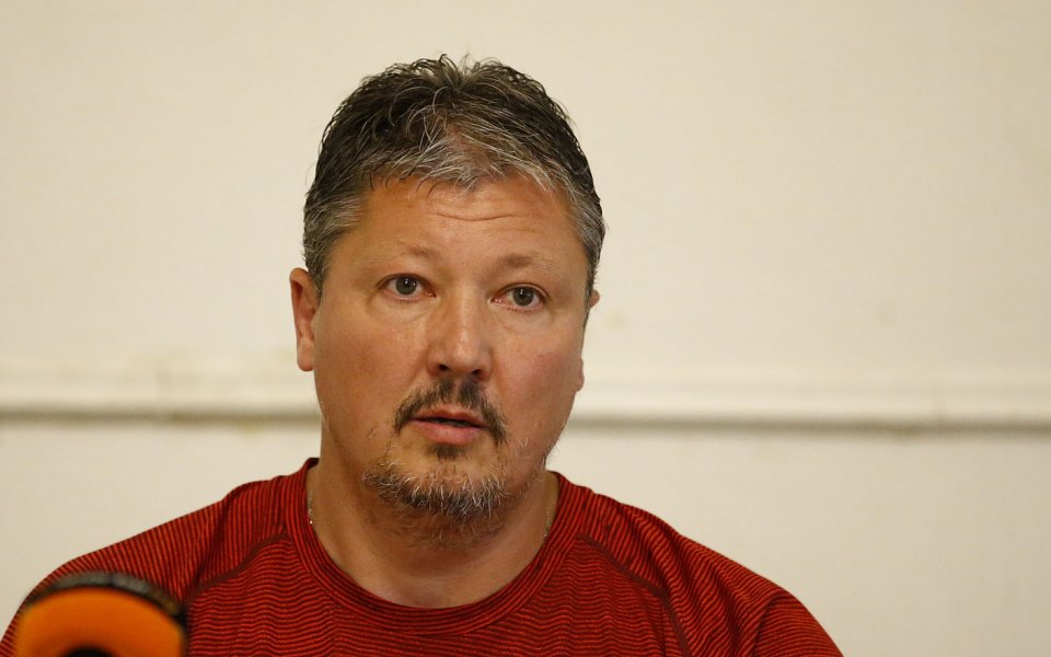 Любо Пенев бе сред специалните гости на мача между Валенсия