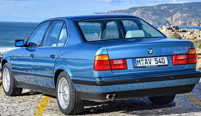  BMW 545i (E34) 1992
