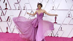 Американската актриса Хали Бери подлуди феновете със снимки с любимия