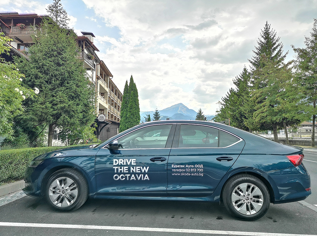 Да, по-модерно е да дамгосам дизела, но не мога да направя подобно нещо за автомобил, който може да мине 1000 км с един резервоар. Но Octavia е много повече от икономичен дизелов мотор, Octavia е и „Автомобил на годината в България”.
