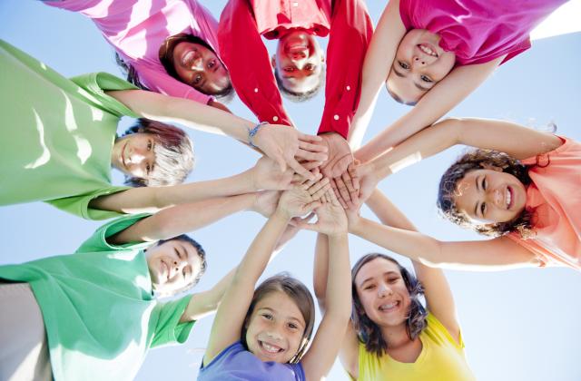 Над 75 000 родители и деца в градини и яслени