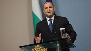 Президентът Румен Радев свика среща на държавните институции от 8