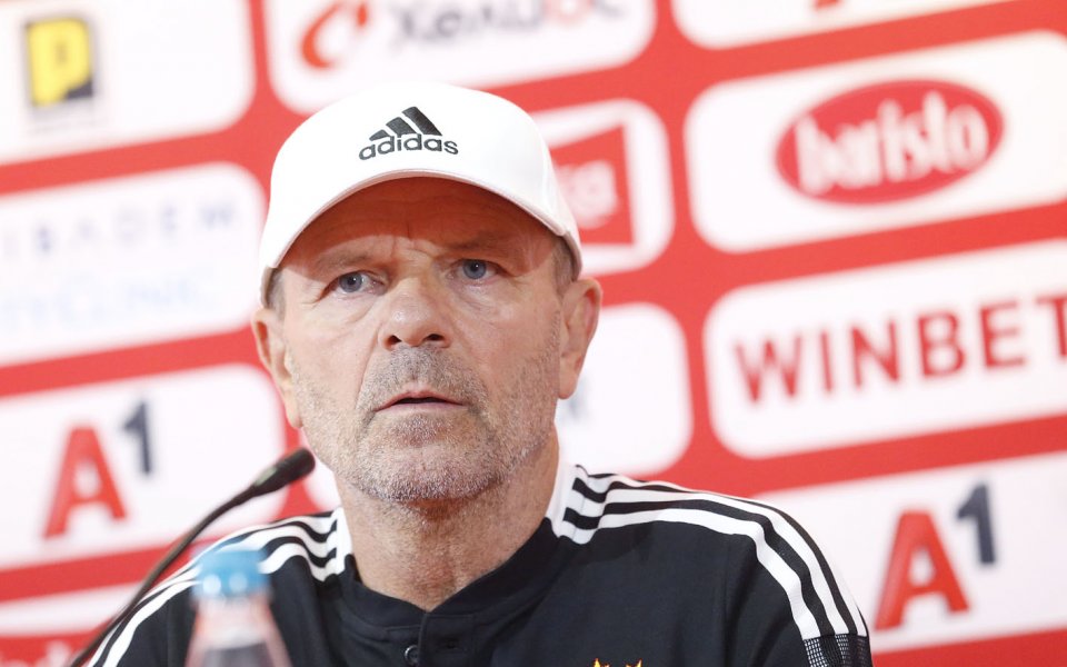 Наставникът на ЦСКА - Стойчо Младенов, говори преди решаващия плейоф