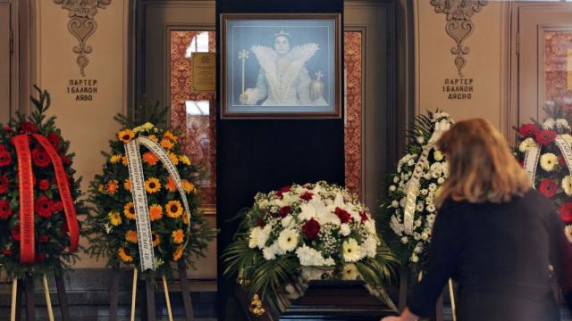Простихме се с голямата Виолета Бахчеванова (СНИМКИ)
