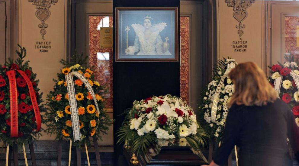 Простихме се с голямата Виолета Бахчеванова (СНИМКИ)