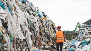 Предписания да почисти отпадъци край селата Драгоево Златар и Миланово