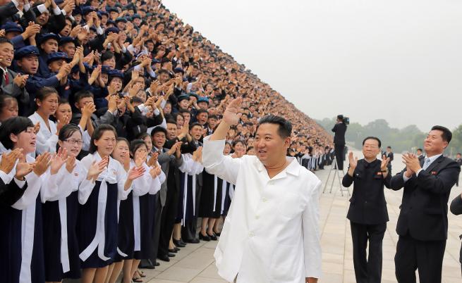 The Mirror: Ким Чен-ун изглежда по-слаб от всякога
