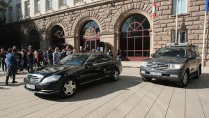 служебни автомобили
