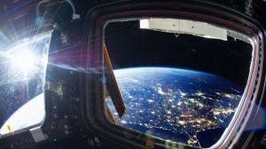 Четирима астронавти напуснаха Международната космическа станция МКС и се отправиха
