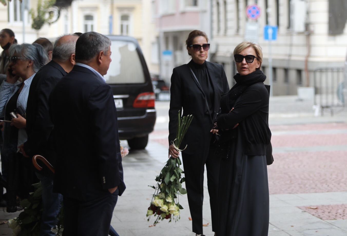 <p>Близки, политици и общественици се простиха с Борислав Дионисиев</p>