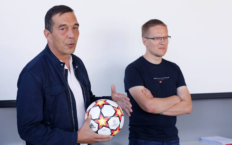 Лудогорец дари топки на клубовете от областна група Разград