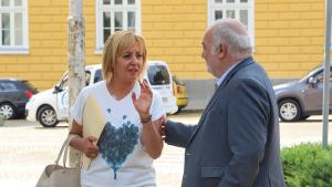 Мая Манолова