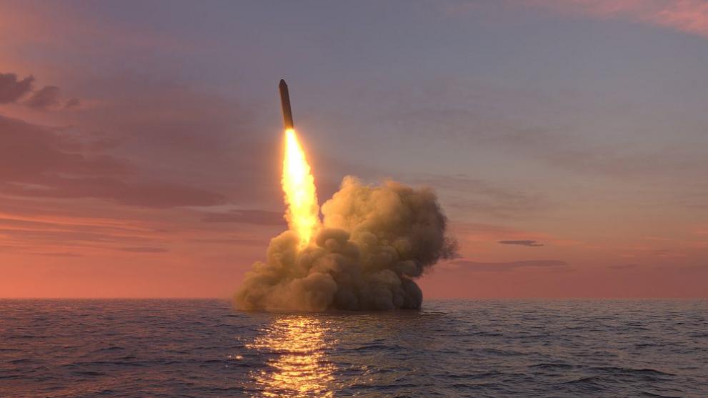 Балистична ракета, изстреляна днес от Северна Корея, е прелетяла около