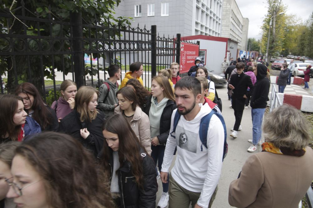 Шестима души загинаха при стрелба в руски университет