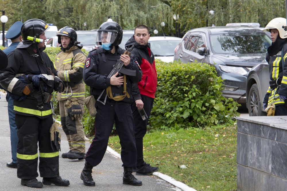 Шестима души загинаха при стрелба в руски университет