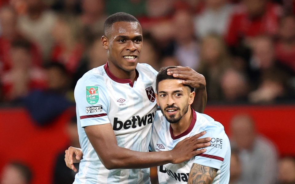 Отборите на Манчестър Юнайтед и Уест Хем играят при