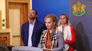 полина карастоянова