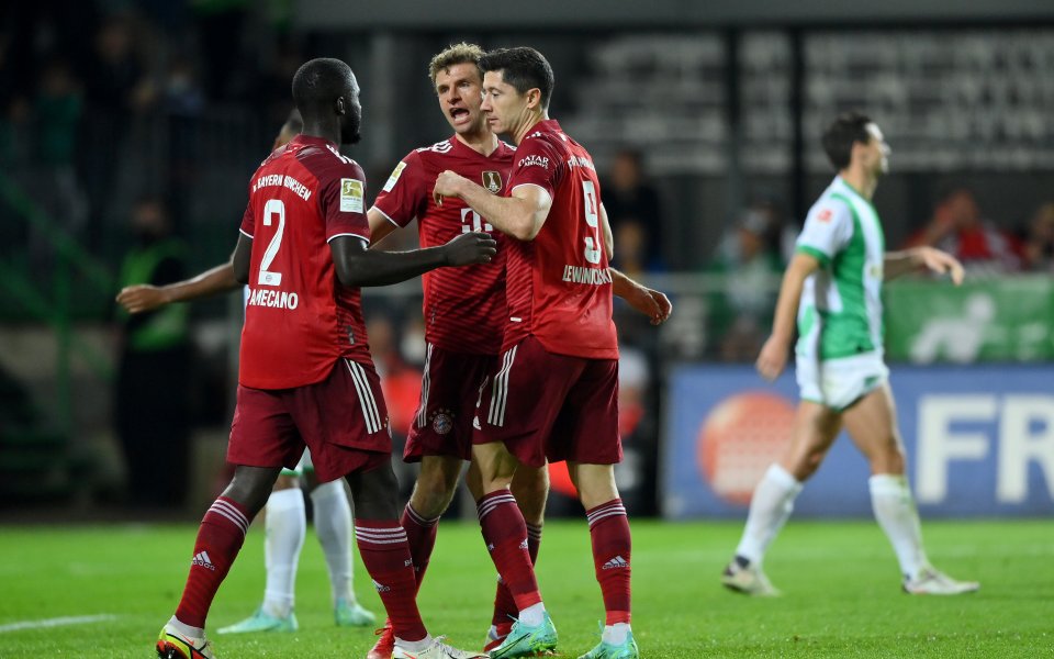 Байерн Мюнхен победи с 3:1 Гройтер Фюрт като гост в